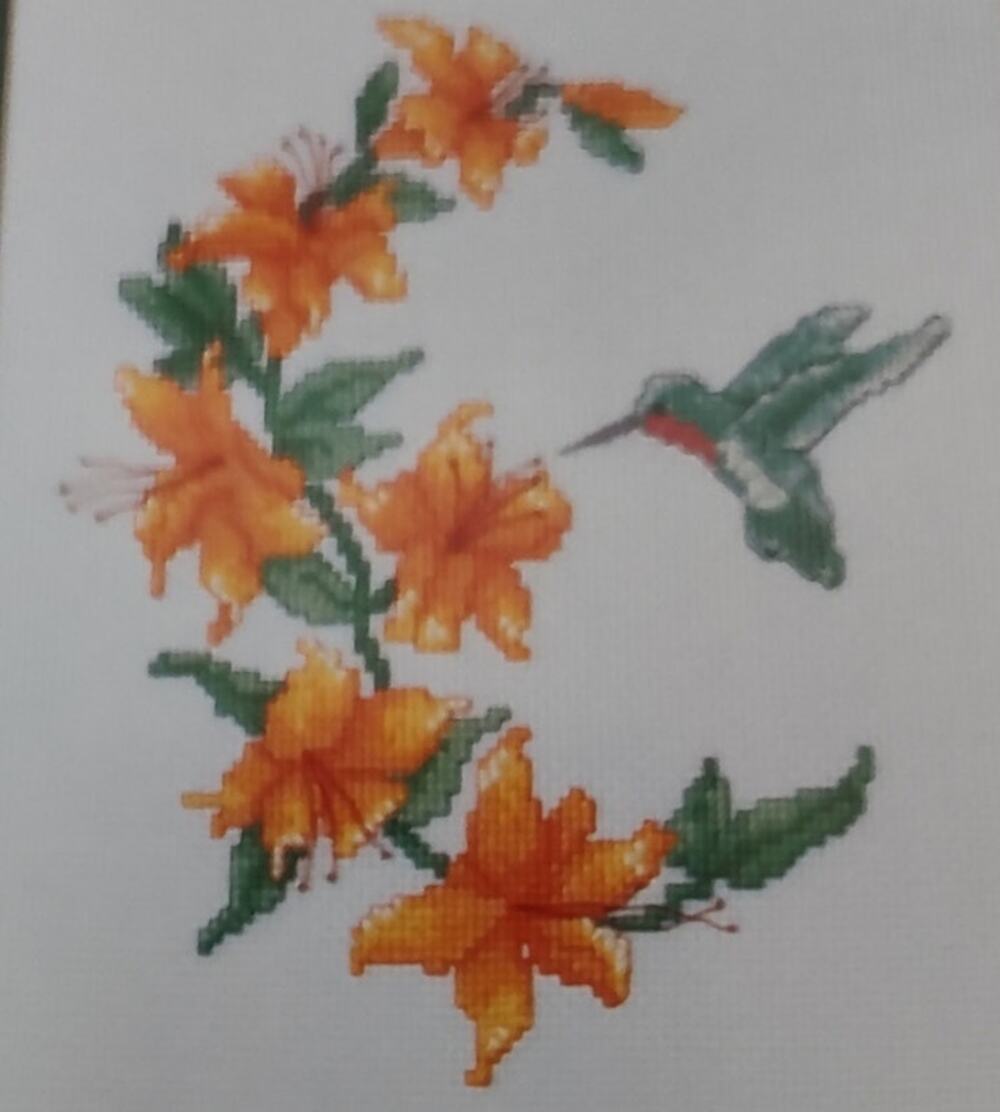 Color Charts Lori Edge Hummin' Cross Stitch Pattern Flowers & Hummingbird